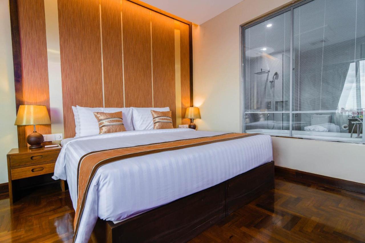 Hotel New Wave Mandalaj Kültér fotó